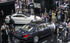 Trung Quốc: Người mua xe sang Mercedes-Benz giàu nhất