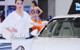 Mãn nhãn với dàn người mẫu trong và ngoài nước tại Vietnam Motor Show 2014