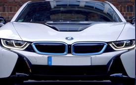 Gặp mặt người đầu tiên trên thế giới sở hữu BMW i8