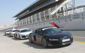 Chùm ảnh Audi R8 thử sức tại trường đua Autodrome Dubai