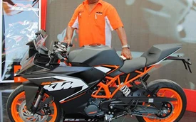 Bộ đôi sportbike KTM RC200 và RC390 ra mắt tại Việt Nam