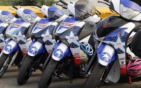 5 chiếc Honda SH với bộ tem Ducati của biker Sài thành