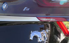 Xe nào có âm thanh kích thích hơn: BMW i8 hay Ford Mustang?