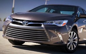 Toyota Camry 2015: Ngoại thất cứng cáp, nội thất tiện nghi