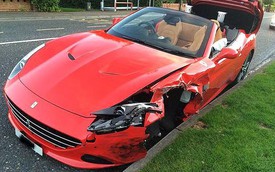 Ferrari California T gây tai nạn liên hoàn tại Ireland