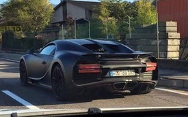 Bắt gặp siêu xe Bugatti Chiron “trần trụi” trên đường phố
