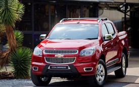 Chevrolet Colorado High Country cạnh tranh trực tiếp với Ford Ranger Wildtrak