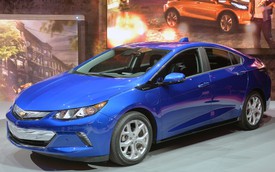 Đánh bại Honda Civic, Chevrolet Volt 2016 giành giải “Xe xanh của năm”