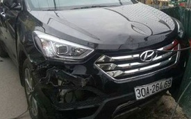 Hà Nội: Hyundai Santa Fe đâm taxi và 2 xe máy, 2 người thương nặng