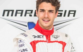 Sau tai nạn kinh hoàng, tay đua F1 Jules Bianchi qua đời ở tuổi 25