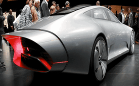 Mercedes-Benz Concept IAA độc đáo với thân xe kéo dài tùy ý