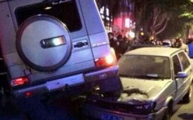“Bợm rượu” lái Mercedes-Benz G55 AMG đâm vào 5 xe khác