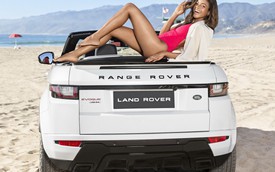 Cô nàng “Bond Girl” quyến rũ bên Range Rover Evoque mui trần