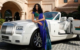 Rolls-Royce Maharaja Phantom Drophead Coupe “làm mẫu thời trang”