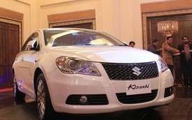 "Xe kém may mắn" Suzuki Kizashi ra mắt thị trường Pakistan