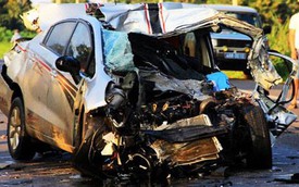 Đắk Nông: Xe con đâm trực diện ô tô tải, 2 CSGT tử vong