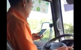 Tài xế xe buýt Phú Thọ vừa lái ô tô vừa chat qua điện thoại