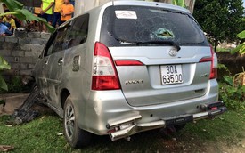 Hà Nội: Thanh niên lái Toyota Innova đâm 8 người bị thương