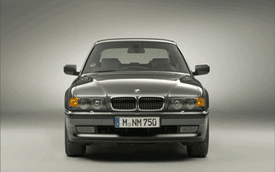 Xem BMW 7-series "biến hình" qua từng giai đoạn phát triển