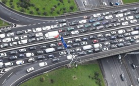 Trung Quốc: Bán đấu giá hồ sơ đăng ký xe hơi để giảm tắc đường
