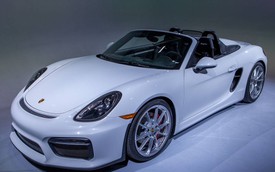 Porsche Boxster Spyder 2016: Không điều hòa, không radio