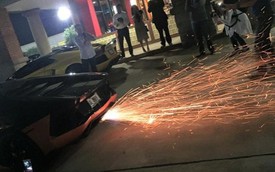 Hành trình siêu xe người Việt trên đất Mỹ lên "báo tây"