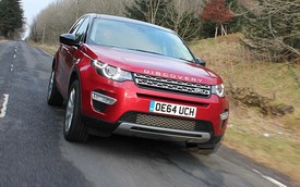 Land Rover gắn thêm “mắt quan sát” cho tài xế