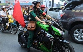 Cô gái 9X "con nhà nòi" chơi xe khủng tại Sài Gòn
