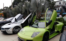 Bộ đôi siêu xe hàng độc Lamborghini hội ngộ cùng BMW i8 tại Sài Thành