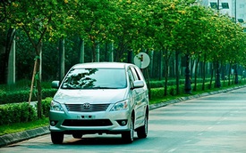 Toyota Việt Nam triệu hồi 764 xe Innova do lỗi cửa sau