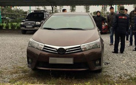Hàng loạt ô tô bị ăn trộm logo và "vặt gương" trong bãi gửi xe tại Hà Nội