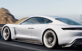 Kỹ sư Porsche chê bai xe điện Tesla chỉ được cái mã ngoài