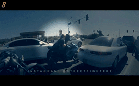 Bị cảnh sát truy đuổi, biker bỏ xe chạy lấy người