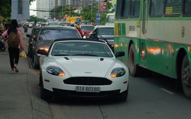 Aston Martin DB9 Volante của đại gia Trung Nguyên tái xuất trên phố Sài thành