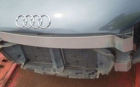 Audi R8 V10 2012 màu nòng súng gặp nạn tại Việt Nam
