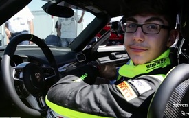 Cậu bé 13 tuổi lái siêu xe Bugatti Veyron của bố lên 322 km/h