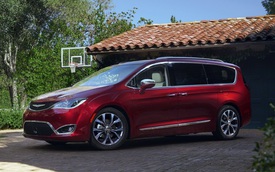 Chrysler Pacifica 2017 – Đối thủ mới của Honda Odyssey và Kia Sedona