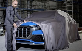 Audi Q8 E-tron, đối thủ của BMW X6, được hé lộ chân dung