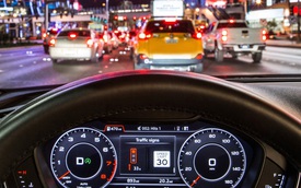 Audi Q7 và A4 có thêm tính năng báo thời gian chờ đèn xanh cho người lái