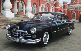 Xe lãnh tụ một thời GAZ-12 ZIM Limousine tìm chủ mới với giá 60.000 USD