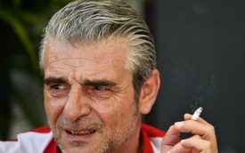 Giám đốc đội đua F1 của Ferrari bị bắt vì vứt đầu lọc thuốc lá xuống đường