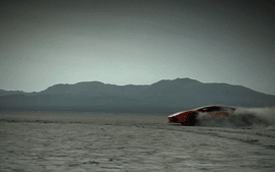 Lamborghini gây tò mò bằng video úp mở về siêu xe mới