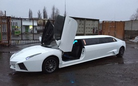 Choáng với Lamborghini Reventon Limousine dài 7 mét