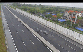 Video diễn biến vụ tai nạn giữa 3 xe Toyota trên cao tốc Hà Nội - Hải Phòng
