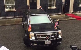 Xe limousine chống đạn của Tổng thống Obama quay đầu hoàn hảo trên phố