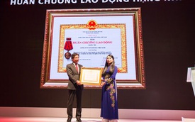 Toyota Việt Nam nhận Huân chương Lao động hạng Nhì