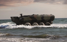 Xe tăng lội nước 8 bánh của Hải quân Mỹ đi vào thử nghiệm