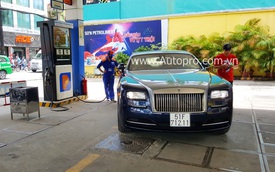 Phan Thành lái xe siêu sang Rolls-Royce Wraith 19 tỷ Đồng dạo phố