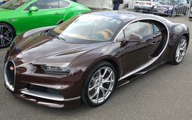"Siêu phẩm" Bugatti Chiron màu độc xuất hiện trên phố