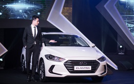Video chi tiết Hyundai Elantra 2016 giá từ 615 triệu Đồng